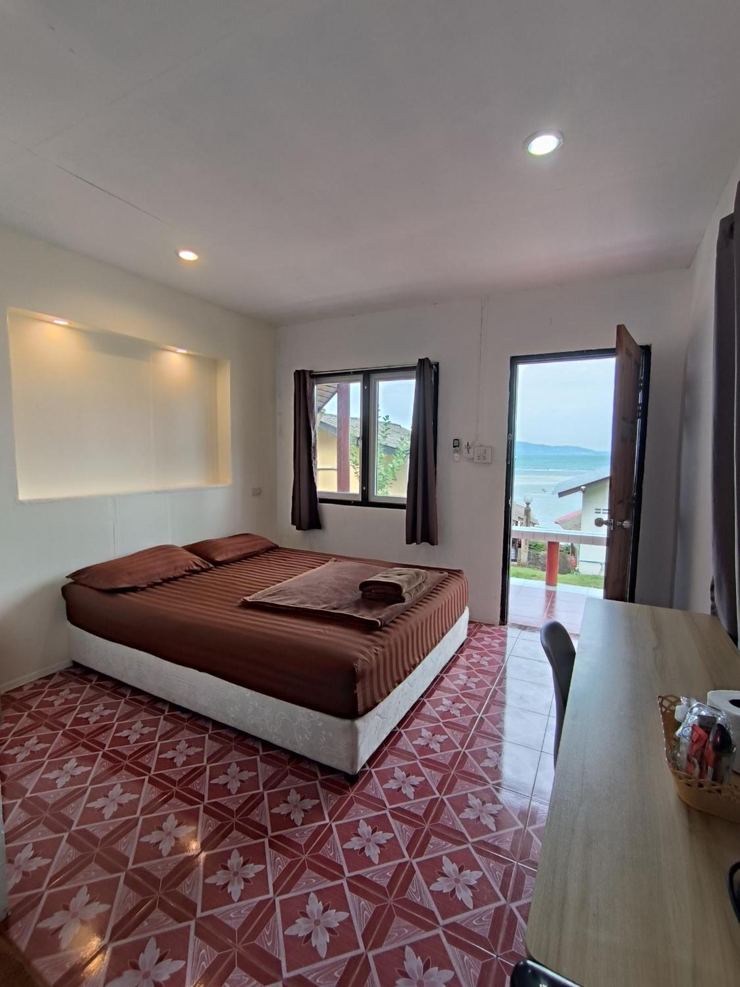 Golden Beach Resort Koh Phangan Baan Tai Exteriör bild