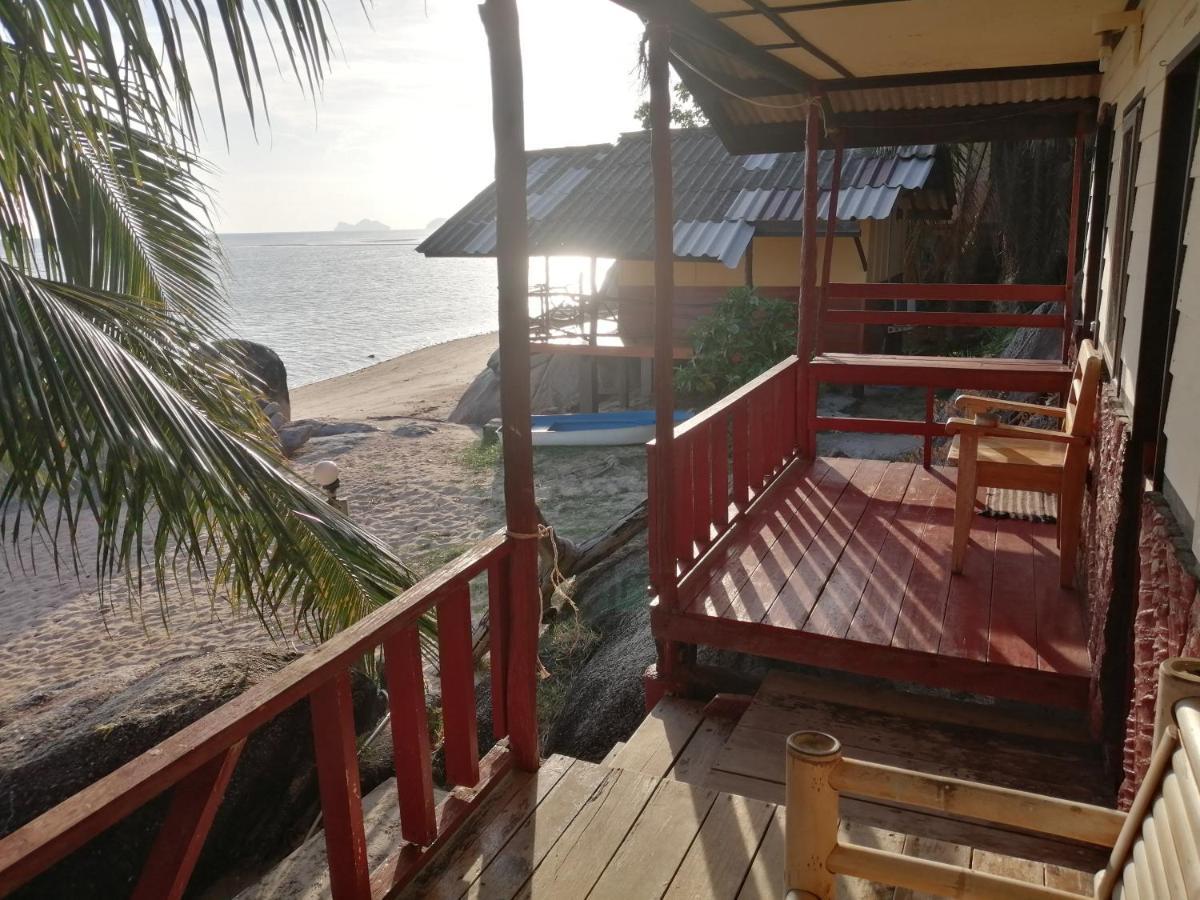 Golden Beach Resort Koh Phangan Baan Tai Exteriör bild